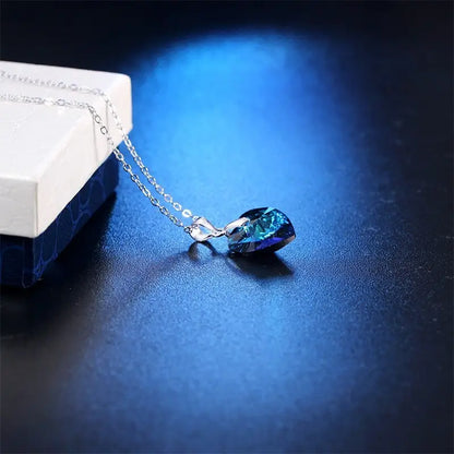 Lenora Caerwyn Jewelry Set | White Gold