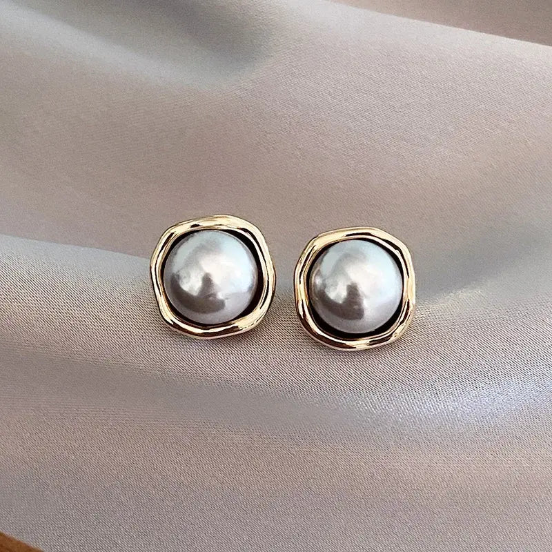 Elegant black pearl earrings  | Gold 14k