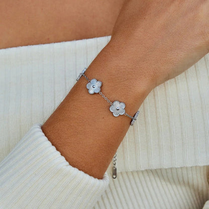 Golden Clover Bracelet